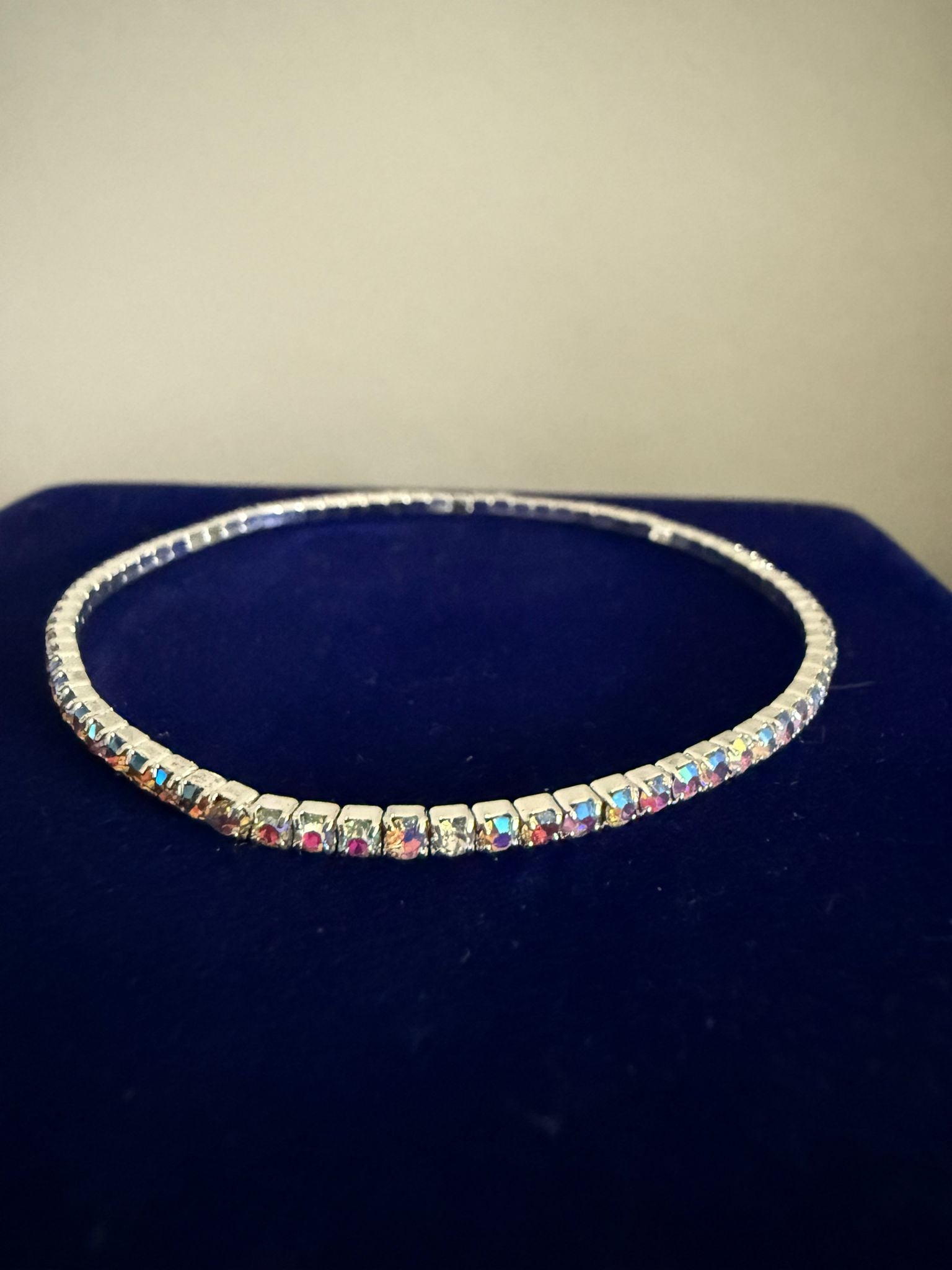 Elastiskt Tennisarmband Silver med Gyllene Stenar