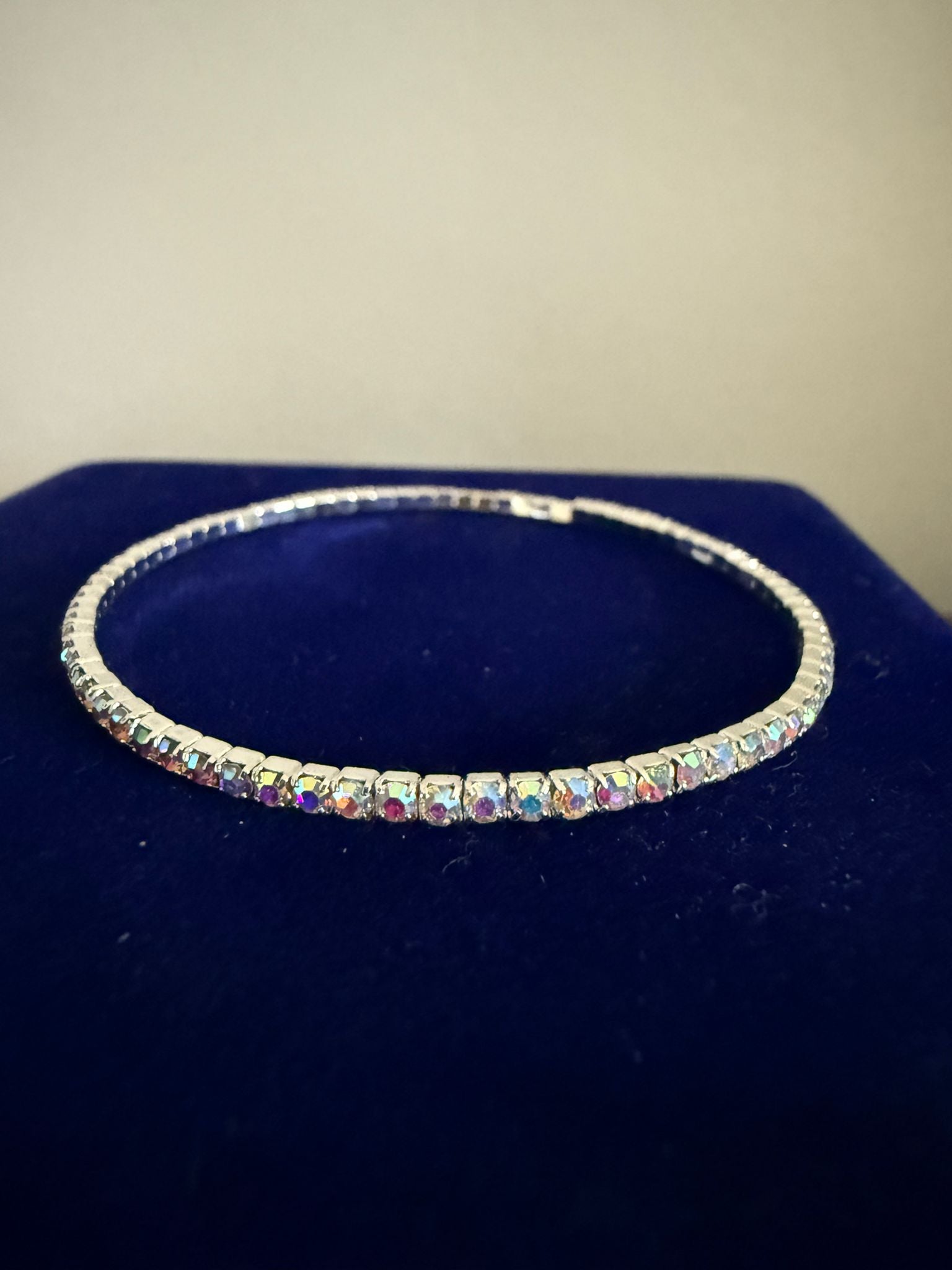 Elastiskt Tennisarmband Silver med Gyllene Stenar